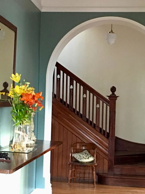 Cygnet Old Bank - Dalby Accommodation 37
