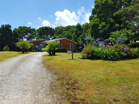 Regatta Point Tavern & Holiday Villas - Dalby Accommodation 35