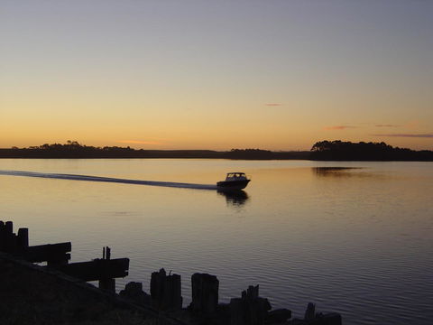 Regatta Point Tavern & Holiday Villas - Dalby Accommodation 37