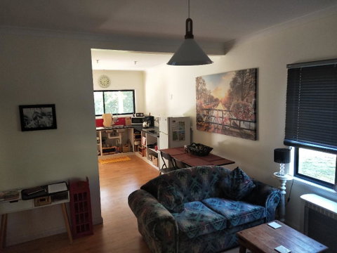 Wanderlust Cottage - Dalby Accommodation 6
