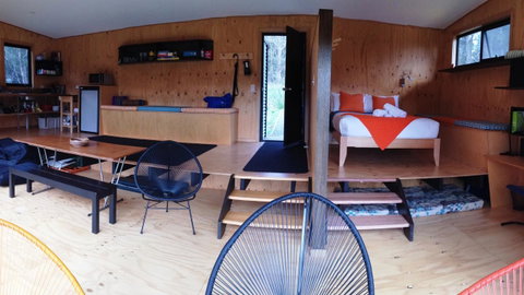 BAY OF FIRES ECO HUT Off Grid Experience At Binalong Bay - Dalby Accommodation 8