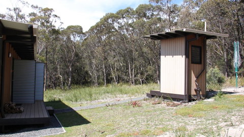 BAY OF FIRES ECO HUT Off Grid Experience At Binalong Bay - Dalby Accommodation 18