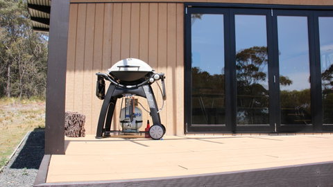 BAY OF FIRES ECO HUT Off Grid Experience At Binalong Bay - Dalby Accommodation 14