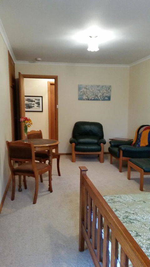 Beezneez B&B - Dalby Accommodation 6