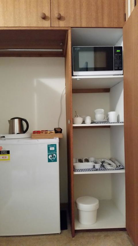 Beezneez B&B - Dalby Accommodation 7