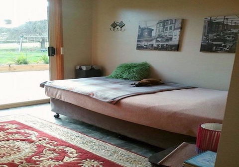 Eden Orchard & Farmstay - Dalby Accommodation 22