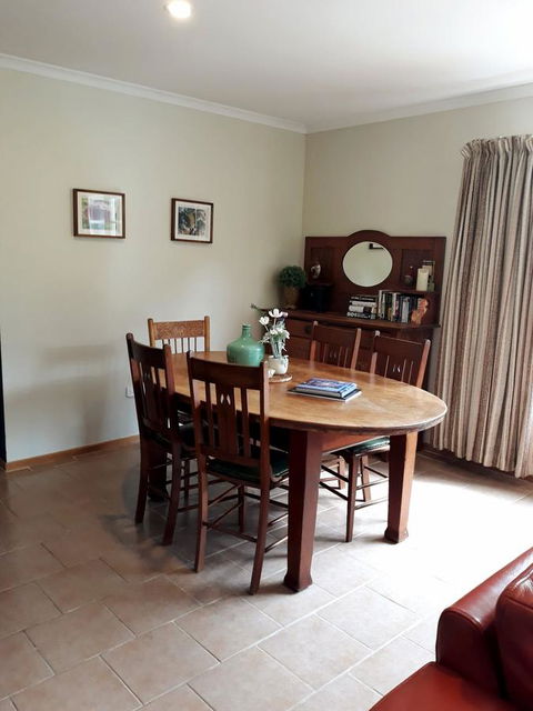 Eden Orchard & Farmstay - Dalby Accommodation 17