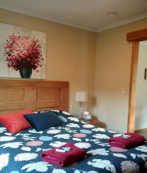Eden Orchard & Farmstay - Dalby Accommodation 20