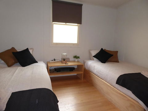 Riders Hut - Derby - Dalby Accommodation 14
