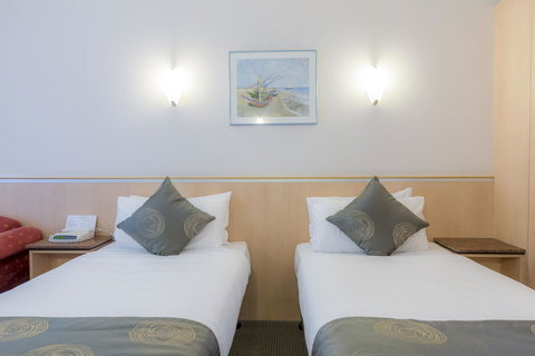 The Waverley International Hotel - Dalby Accommodation 9