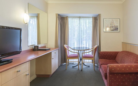 The Waverley International Hotel - Dalby Accommodation 6