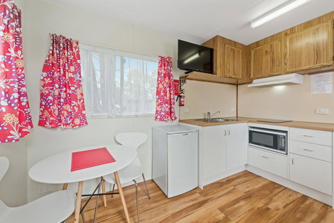High Country Holiday Park - Dalby Accommodation 28