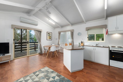 High Country Holiday Park - Dalby Accommodation 13