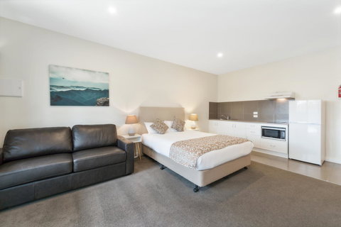 High Country Holiday Park - Dalby Accommodation 0