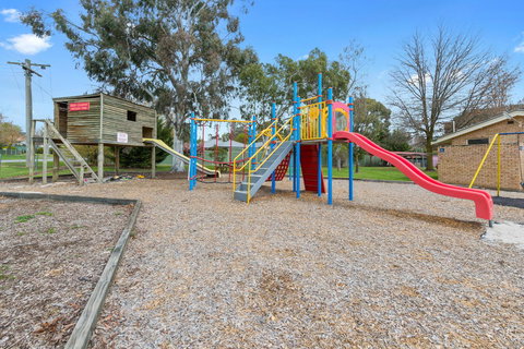 High Country Holiday Park - Dalby Accommodation 32