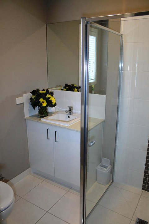 Atarhi Villas - Melbourne - Dalby Accommodation 9