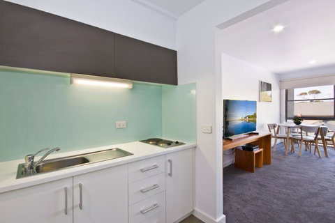 Lorne Bay View Motel - Dalby Accommodation 34