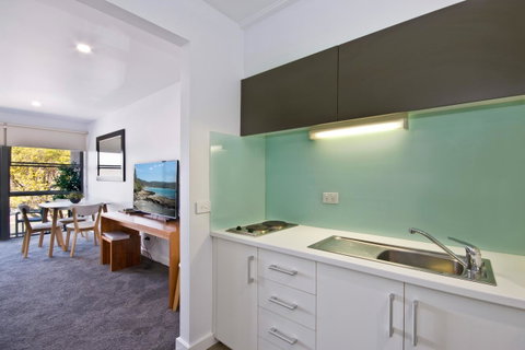 Lorne Bay View Motel - Dalby Accommodation 29