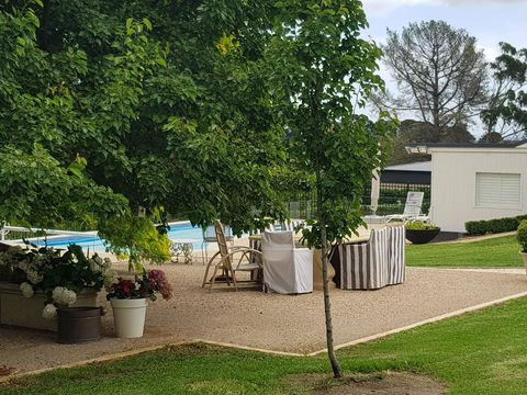 The Cottage - Dalby Accommodation 32