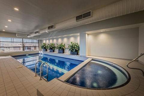 PARKROYAL Melbourne Airport - Dalby Accommodation 1