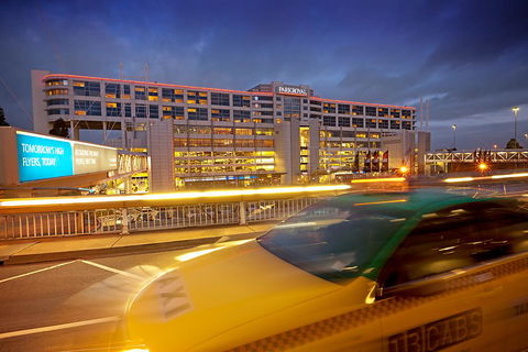 PARKROYAL Melbourne Airport - Dalby Accommodation 0
