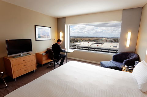 PARKROYAL Melbourne Airport - Dalby Accommodation 31