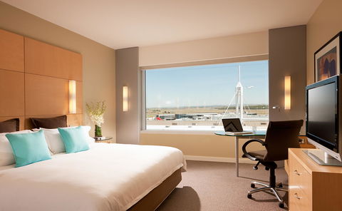 PARKROYAL Melbourne Airport - Dalby Accommodation 41