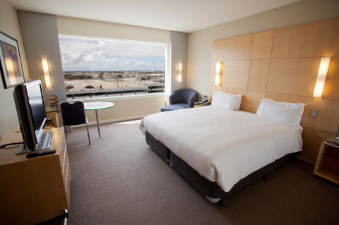 PARKROYAL Melbourne Airport - Dalby Accommodation 28