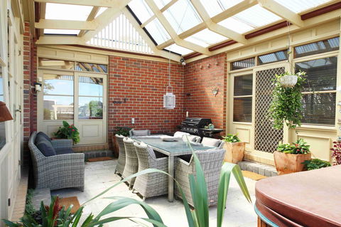 Oxford Rise Apartment - Dalby Accommodation 15