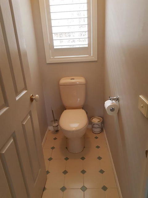 Oxford Rise Apartment - Dalby Accommodation 12