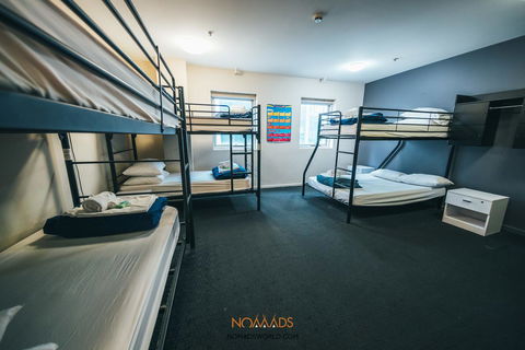 Nomads Melbourne Backpackers - Dalby Accommodation 30