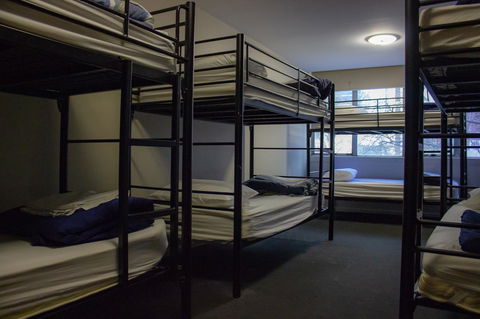 Nomads Melbourne Backpackers - Dalby Accommodation 43