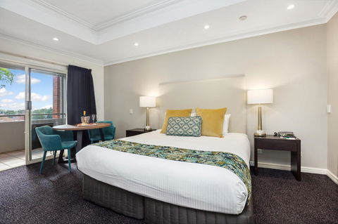 All Seasons Resort Hotel Bendigo - Dalby Accommodation 5