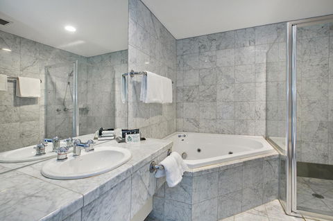 All Seasons Resort Hotel Bendigo - Dalby Accommodation 29