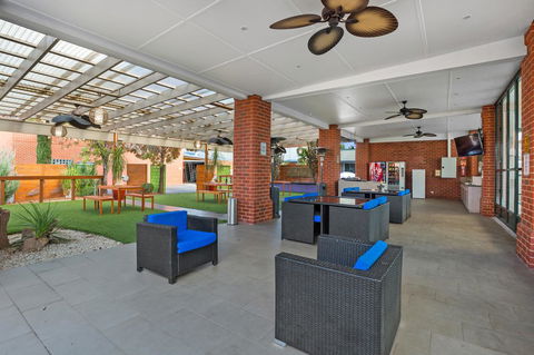 All Seasons Resort Hotel Bendigo - Dalby Accommodation 24