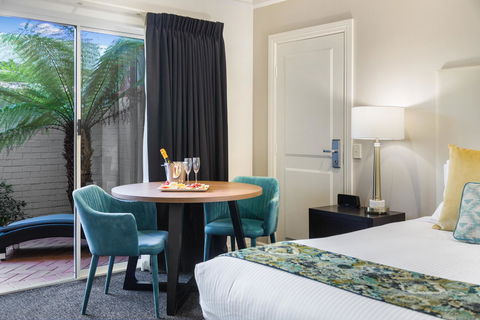 All Seasons Resort Hotel Bendigo - Dalby Accommodation 2
