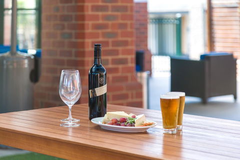 All Seasons Resort Hotel Bendigo - Dalby Accommodation 42