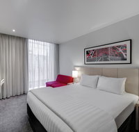Travelodge Hotel Melbourne Docklands - Dalby Accommodation