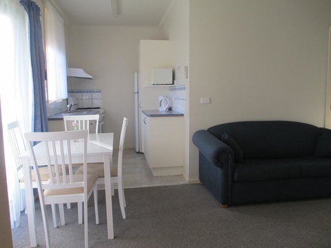 Echo Beach Tourist Park - Dalby Accommodation 37