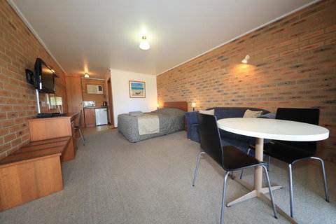 Quays Motel San Remo - Dalby Accommodation 16