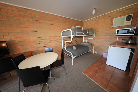 Quays Motel San Remo - Dalby Accommodation 5