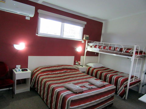 The Highlander Motel - 24HR Check In - Dalby Accommodation 16