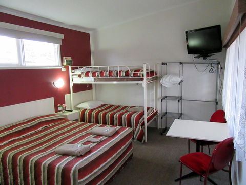 The Highlander Motel - 24HR Check In - Dalby Accommodation 17