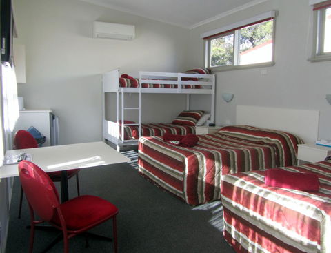 The Highlander Motel - 24HR Check In - Dalby Accommodation 18