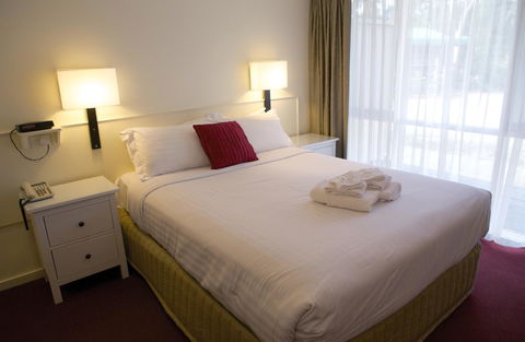 Sanctuary House Resort Motel - Dalby Accommodation 9