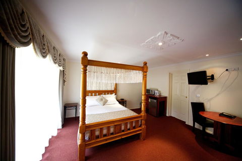 Sanctuary House Resort Motel - Dalby Accommodation 19