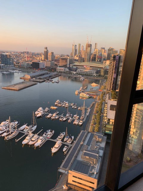 Melbourne Private Apartments - Collins Wharf Waterfront, Docklands - Dalby Accommodation 10