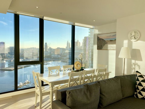 Melbourne Private Apartments - Collins Wharf Waterfront, Docklands - Dalby Accommodation 8