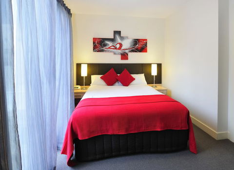 Metro Apartments On Bank Place - Dalby Accommodation 9