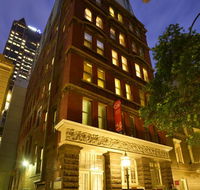 Metro Apartments On Bank Place